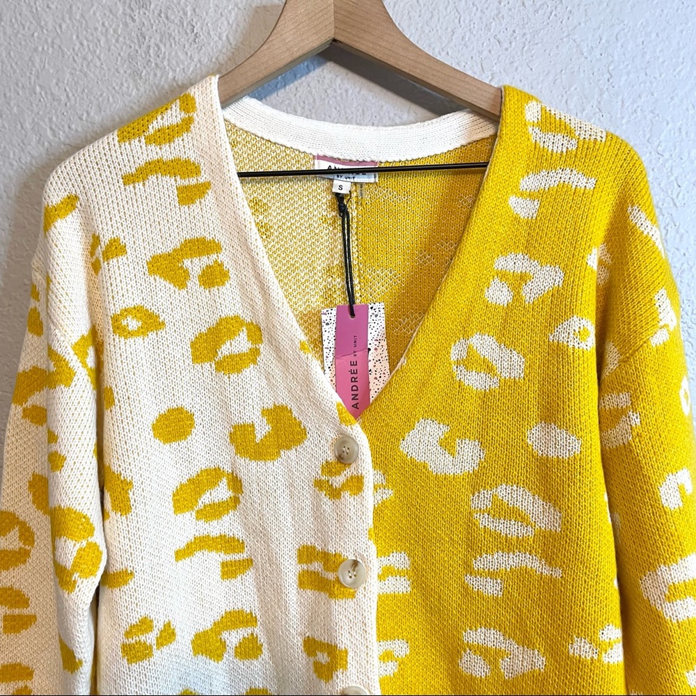 ANDREE by Unit Split Color Leopard Print Cardigan - Picture 3 of 10
